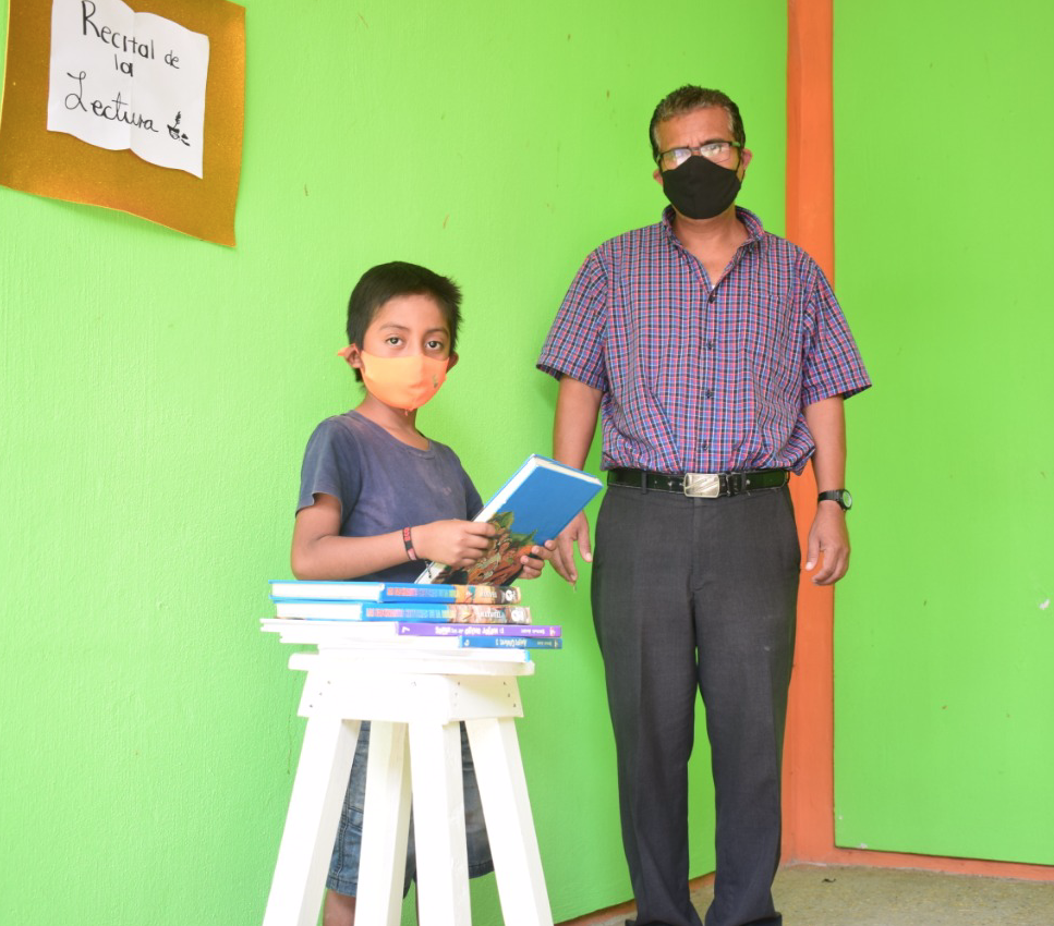 Mtro. Obed Pimentel, padre de Lili y de los organizadores del proyecto.