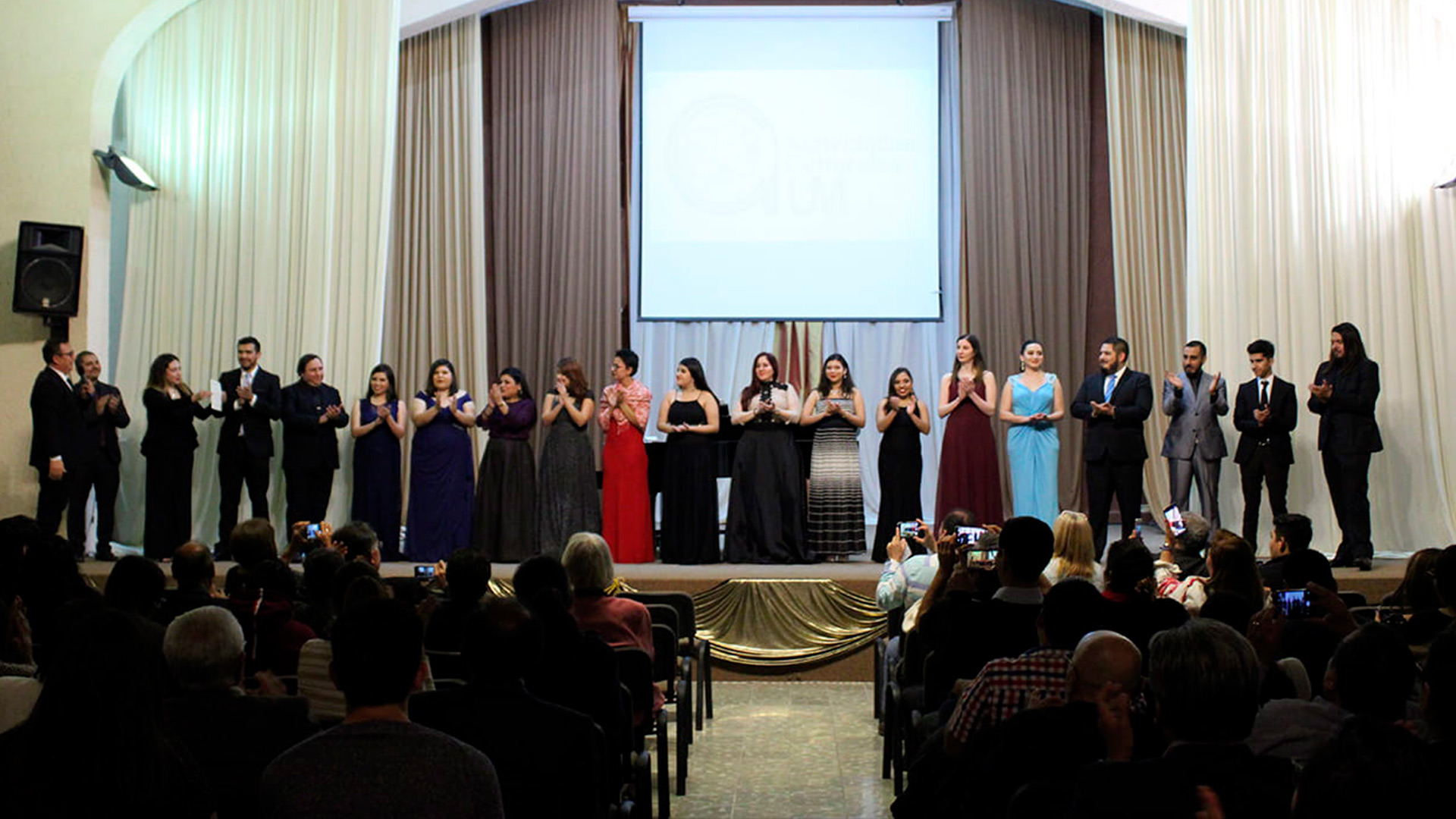 Presentan Gala Operística alumnos de la UANL