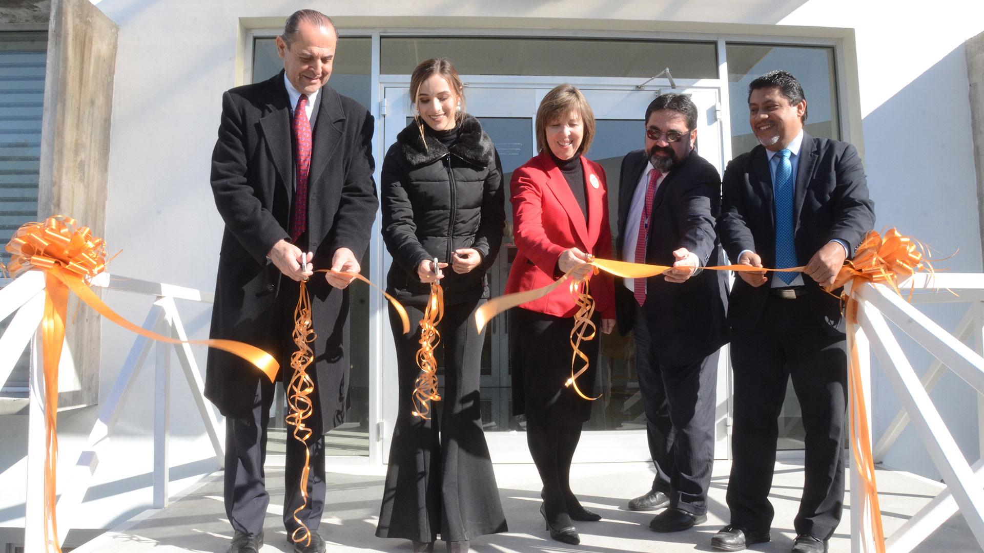La escuela de QCB celebra 35 años de fundación e inauguran espacios