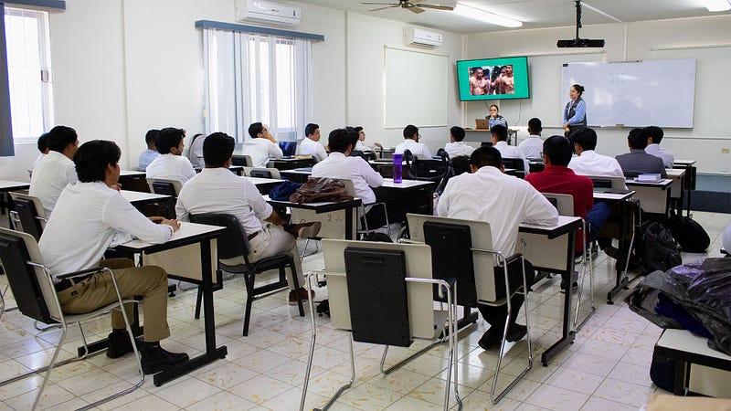 Capacitación de ADRA con los alumnos de la carrera de Teología. Fotografías por: Universidad de Montemorelos / Lisandra Vicente.