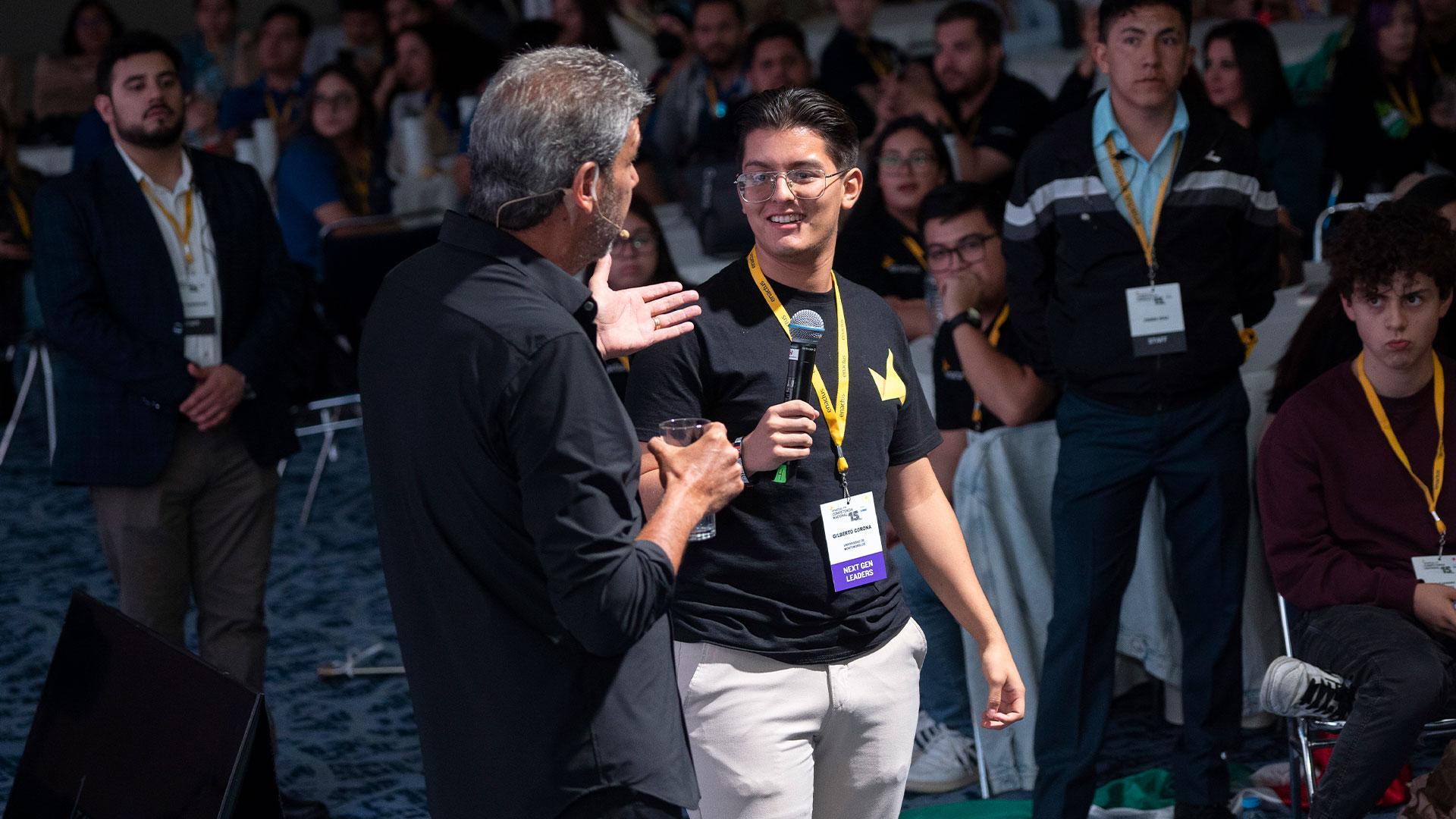 Los jóvenes de la UM tienen oportunidad tuvieron la oportunidad de participar en las diferentes dinámicas realizada en la competencia nacional de Enactus.&nbsp; Fotografía por: Sebastian Sepulveda.