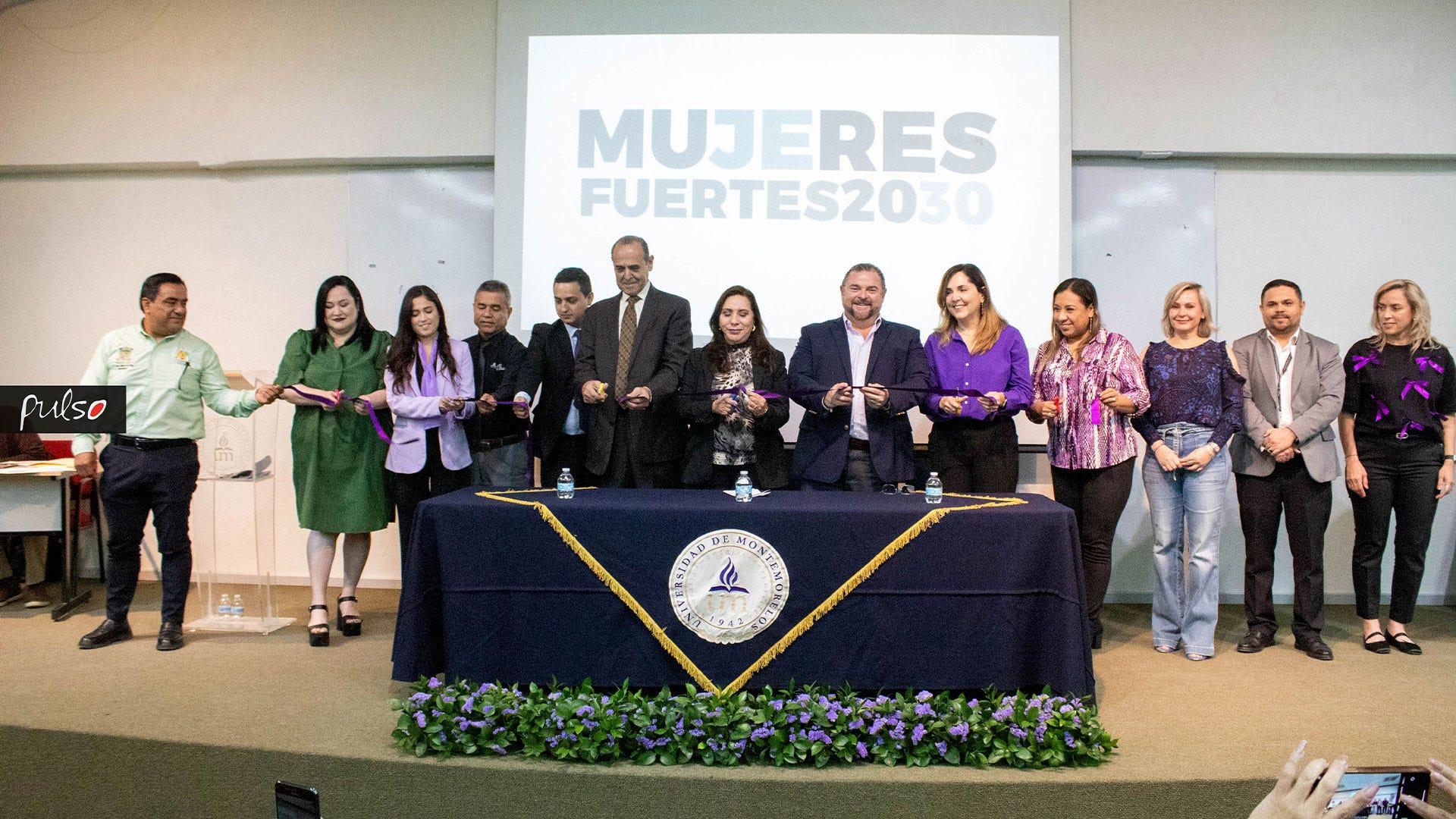 El listón fue cortado por autoridades del municipio de Montemorelos y de la Universidad de Montemorelos. Fotografía por: Universidad de Montemorelos / Lisandra Vicente.
