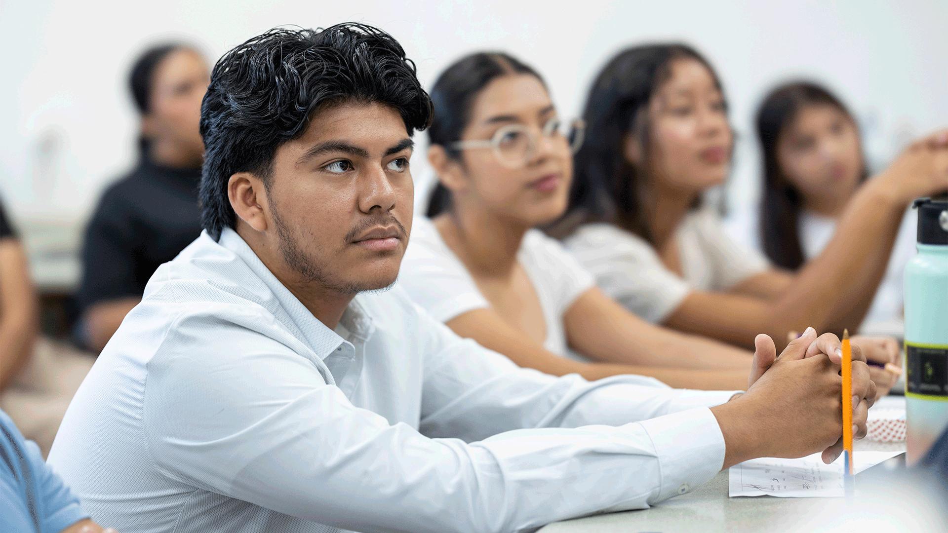 Los alumnos también recibieron inducción en cada facultad. Fotografía por: Universidad de Montemorelos / Christopher Castellanos.