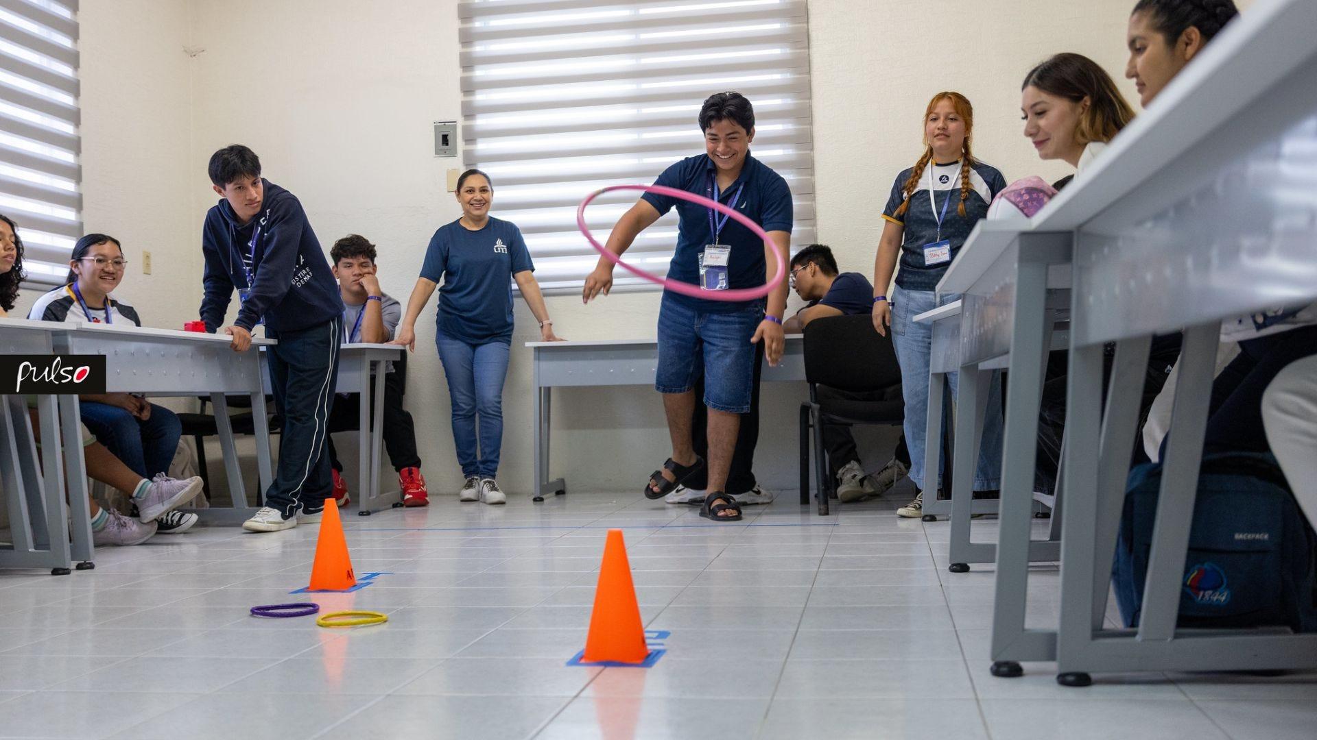 Alumnos participando en las actividades realizadas por los docentes de FACEJ. Fotografías por: Universidad de Montemorelos / Abnel Vázquez.