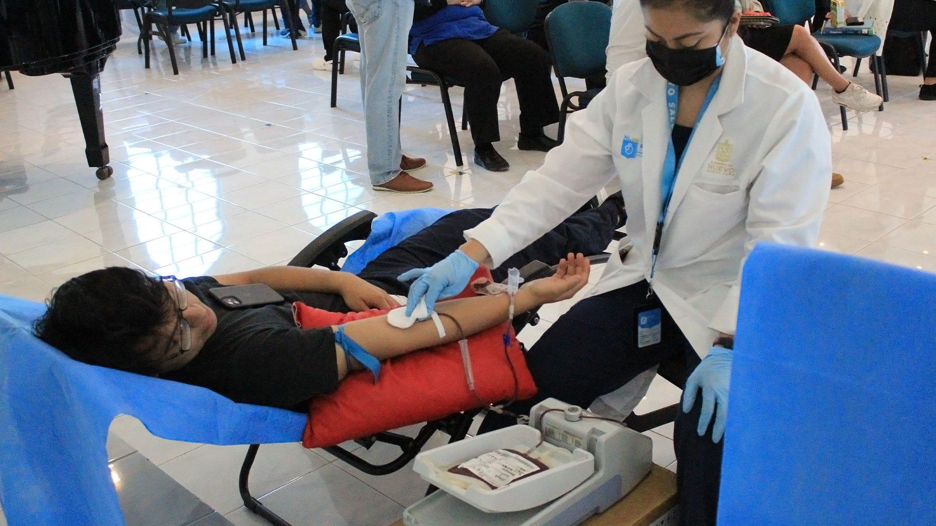 El proceso de donación se realiza principalmente mediante sangre periférica, similar a una donación de sangre. Foto del 16 de febrero 2023. Fotografía por: Universidad de Montemorelos.
