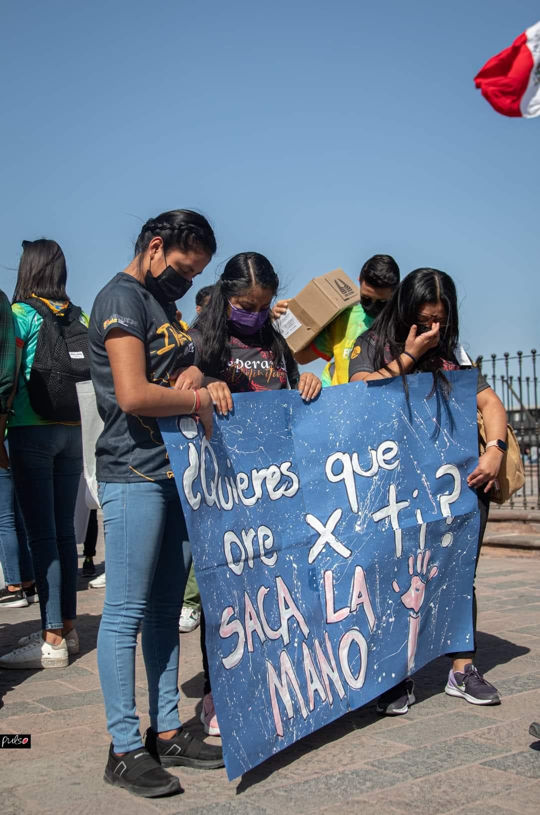 Realizan diversas dinámicas para compartir su fe con a ciudadanos de estado de Nuevo León. Fotografía por: Pulso UM.