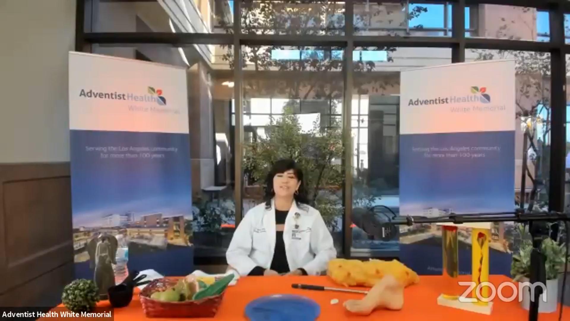 Dra. Ruth Pupo, instructora en educación nutricional con entrenamiento motivacional en el Adventist Health White Memorial.