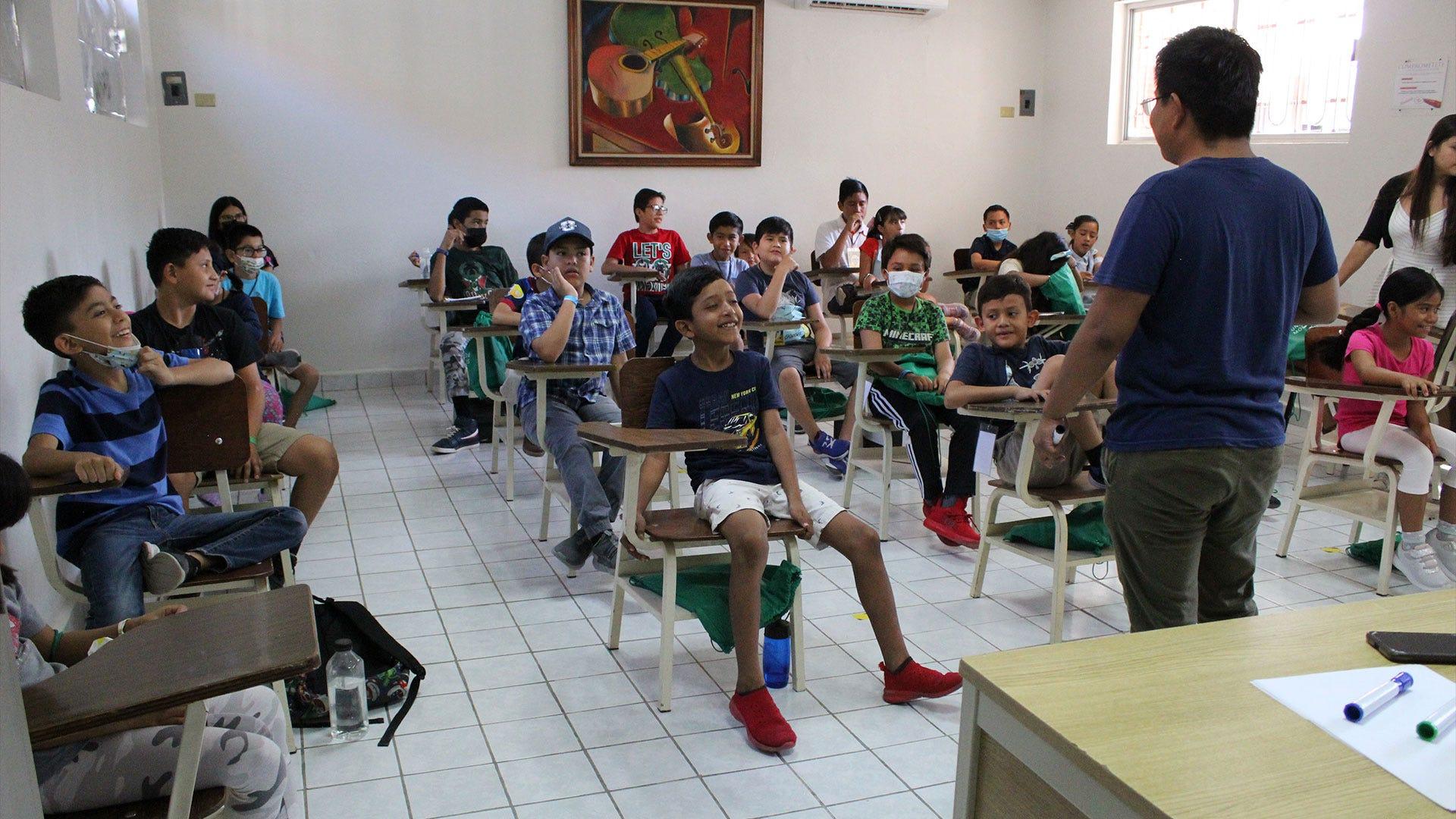 Los inscritos al campamento recibieron clases individuales y grupales. Fotografía por: CIMUM.