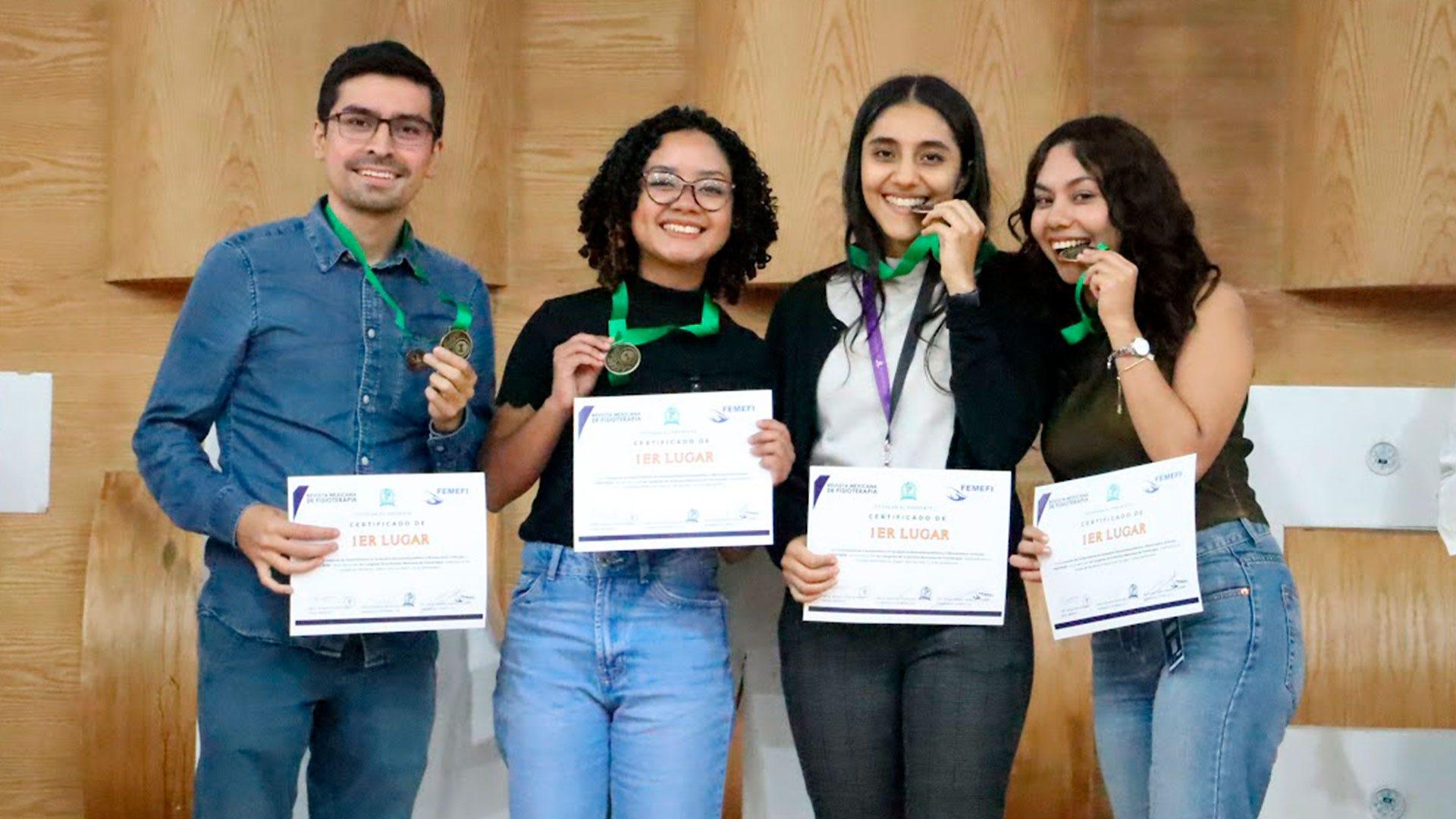 Obtienen primer lugar en concurso estatal de fisioterapia