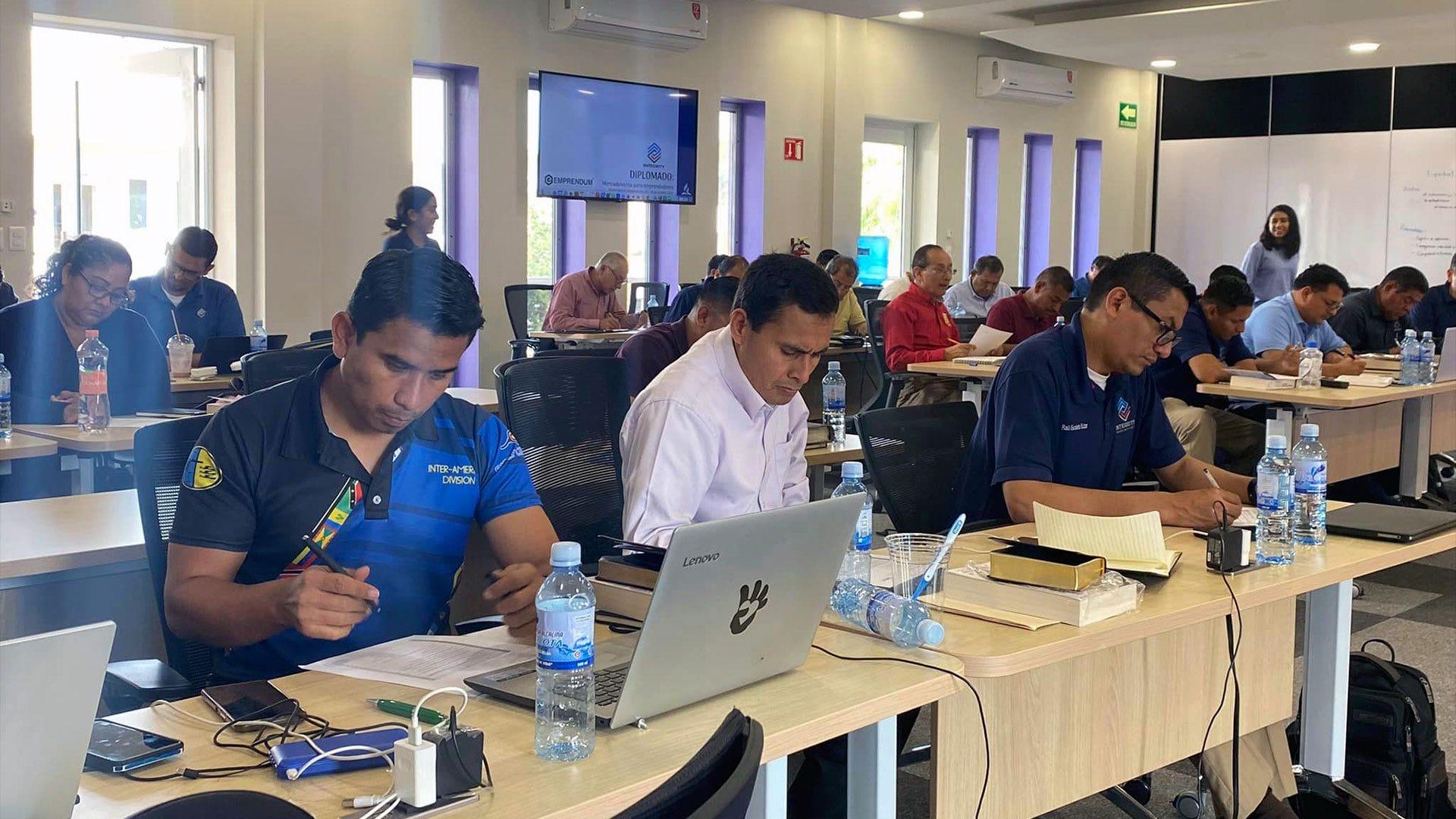 Fotografía por: EmprendUM