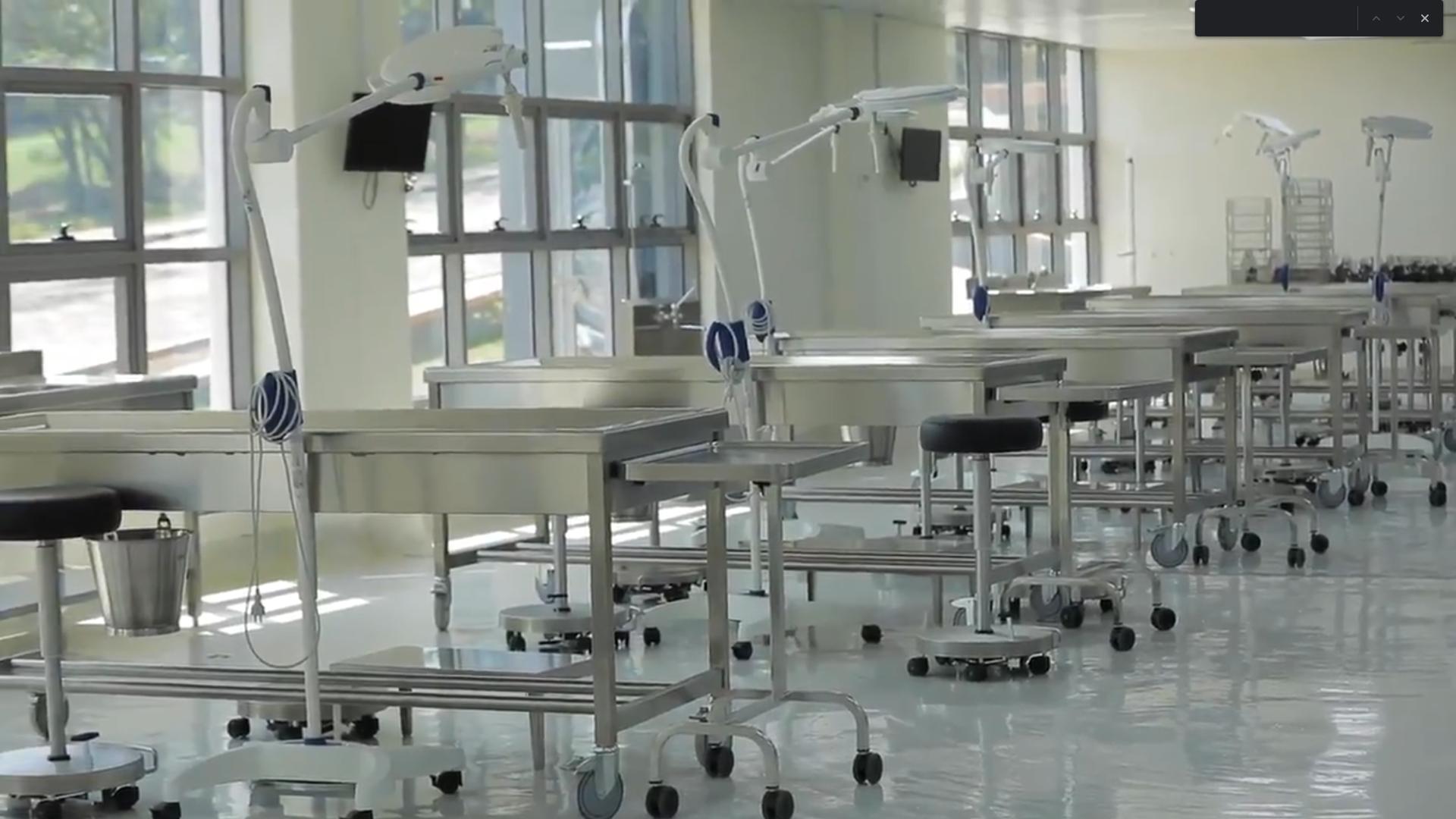 Parte de los equipos nuevos de la Escuela de Medicina. Fotografía por: @ASOMESalud.