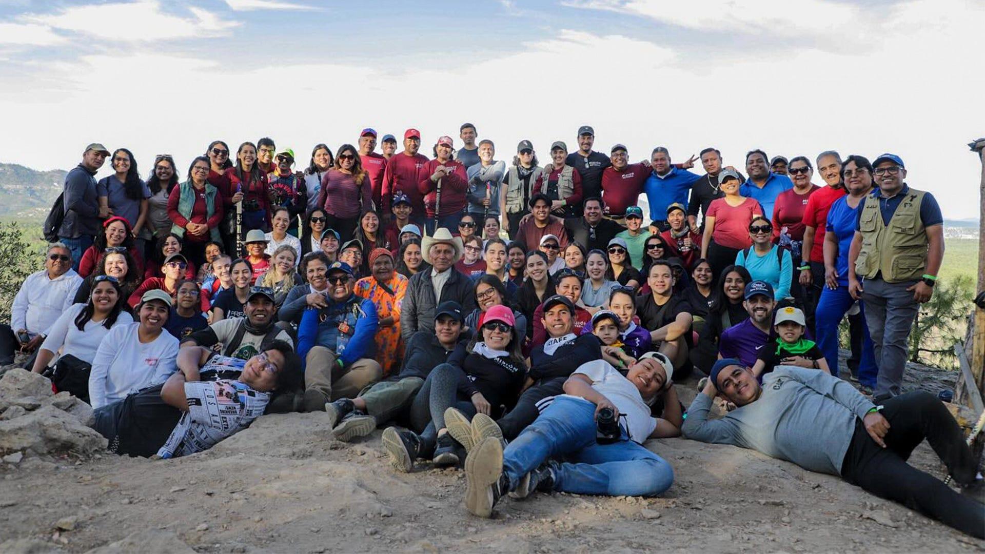 92 voluntarios participando en Misión Extrema 2024. Fotografía por: Misión Extrema.