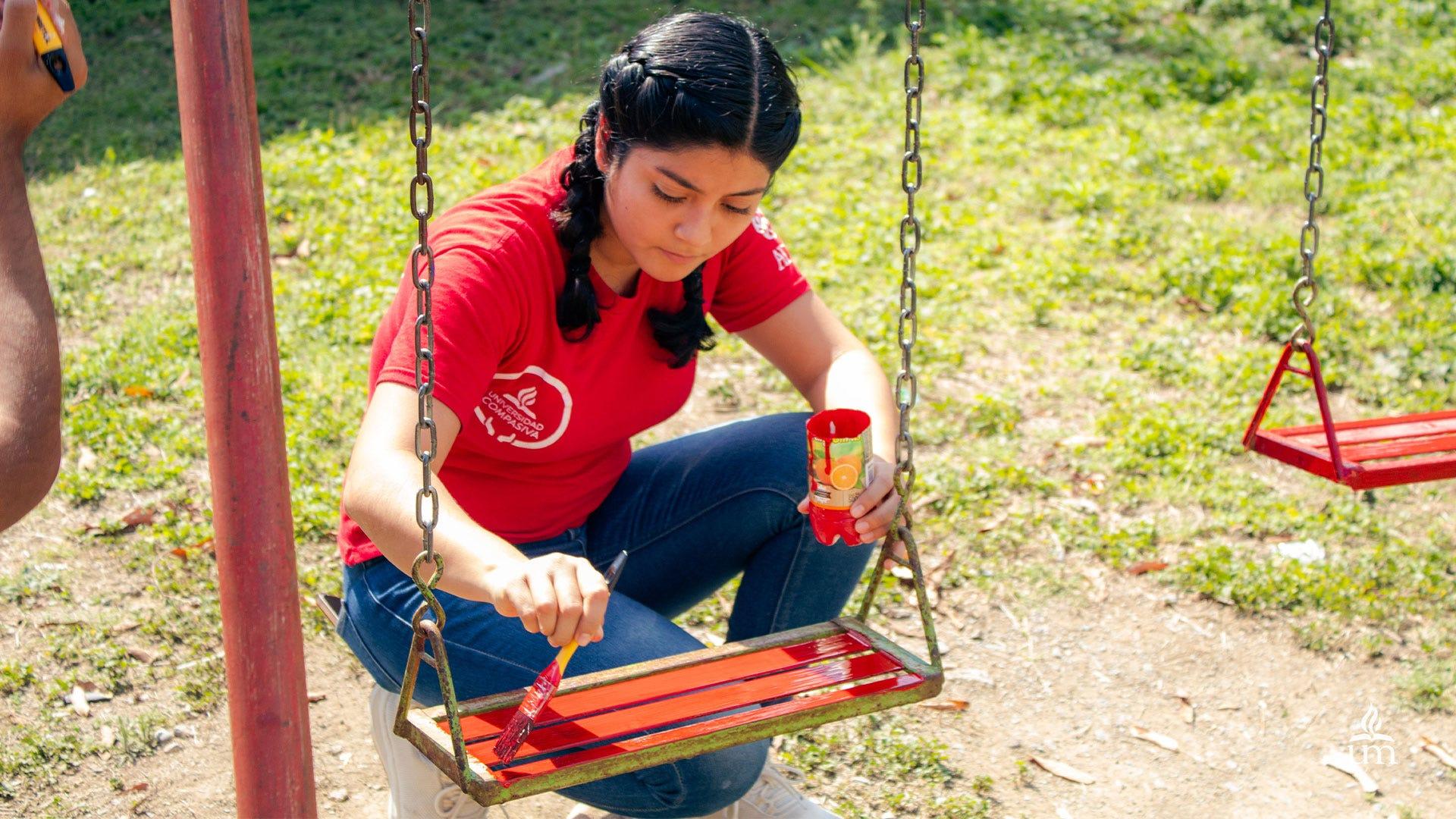 Cada alumno pone su granito de arena en la a Escuela Primaria Anáhuac. Fotografía por: Comunicación Institucional / Lisandra Vicente.