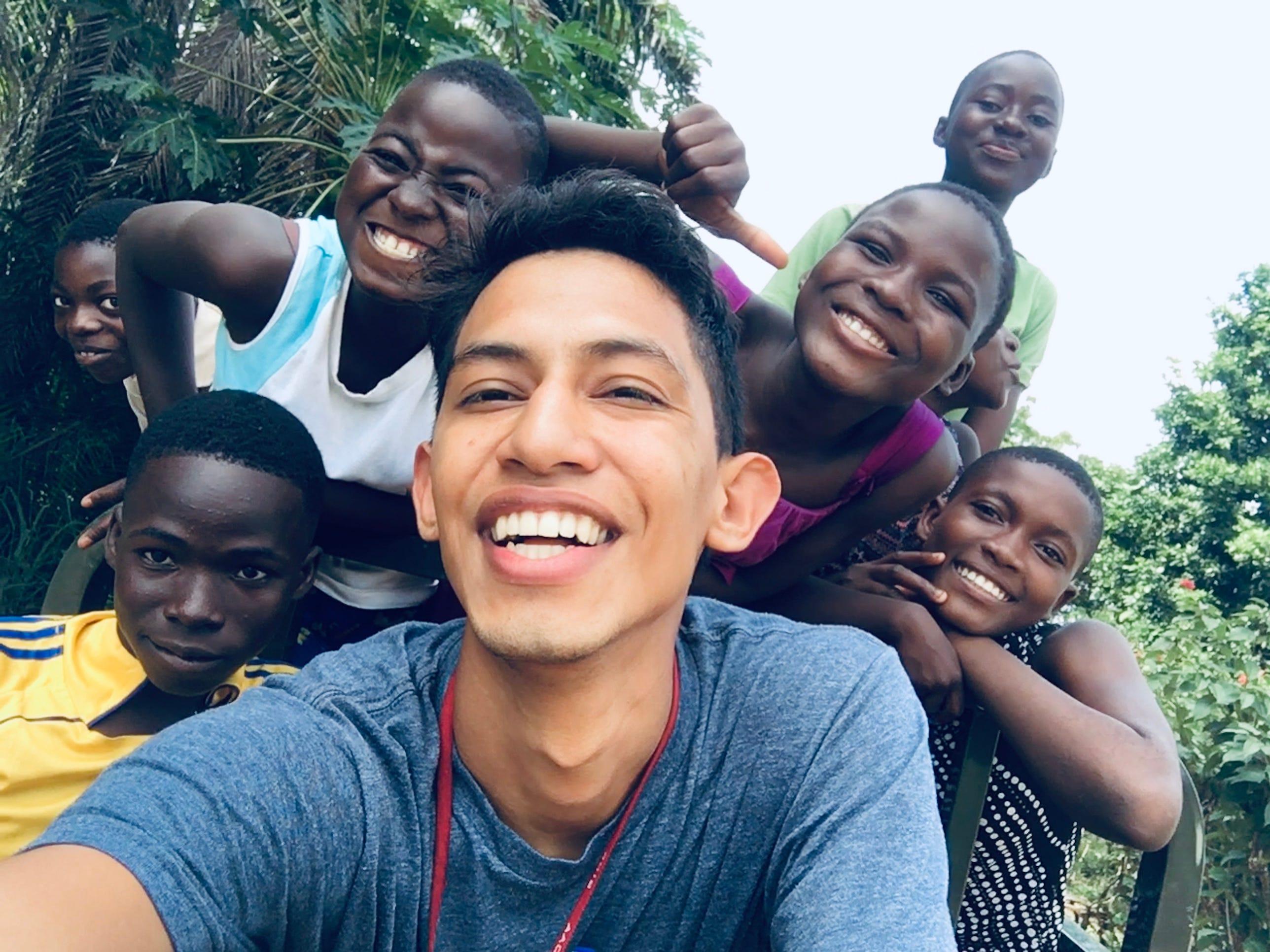 Con niños de Togo.