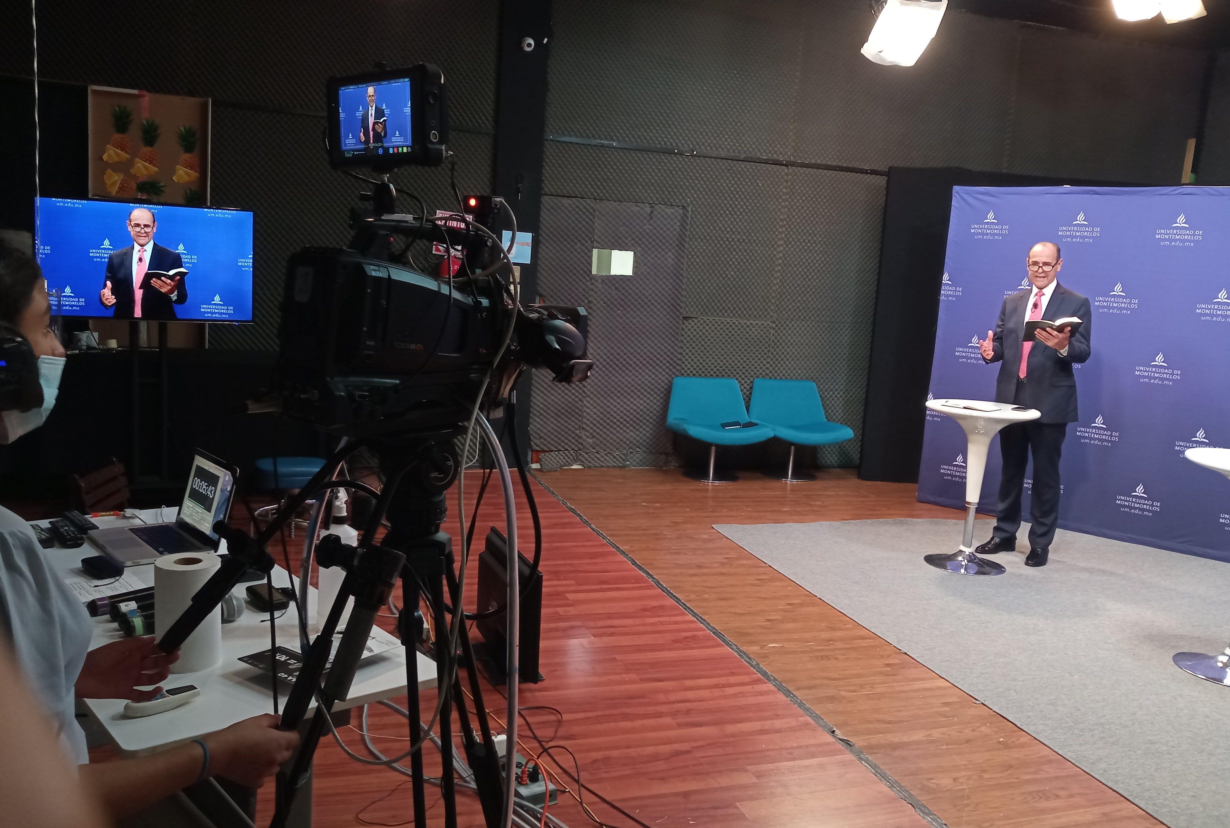 Tomada en la transmisión en vivo.