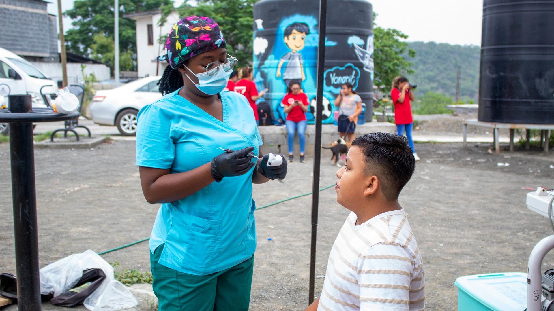 Portada de Gratitud que transforma la vida y abre camino al servicio