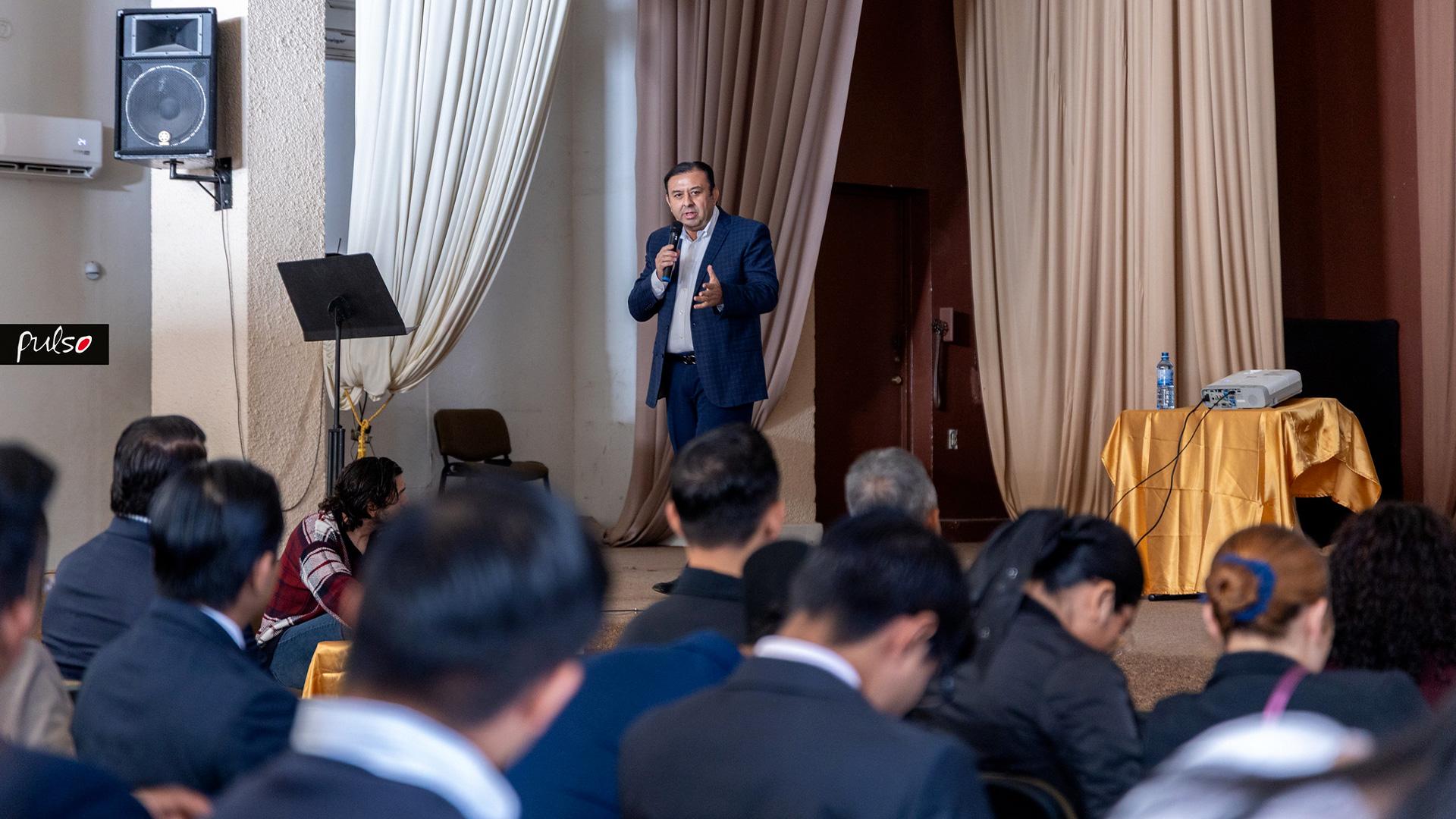 Portada de Innovación académica que conecta negocios y derecho