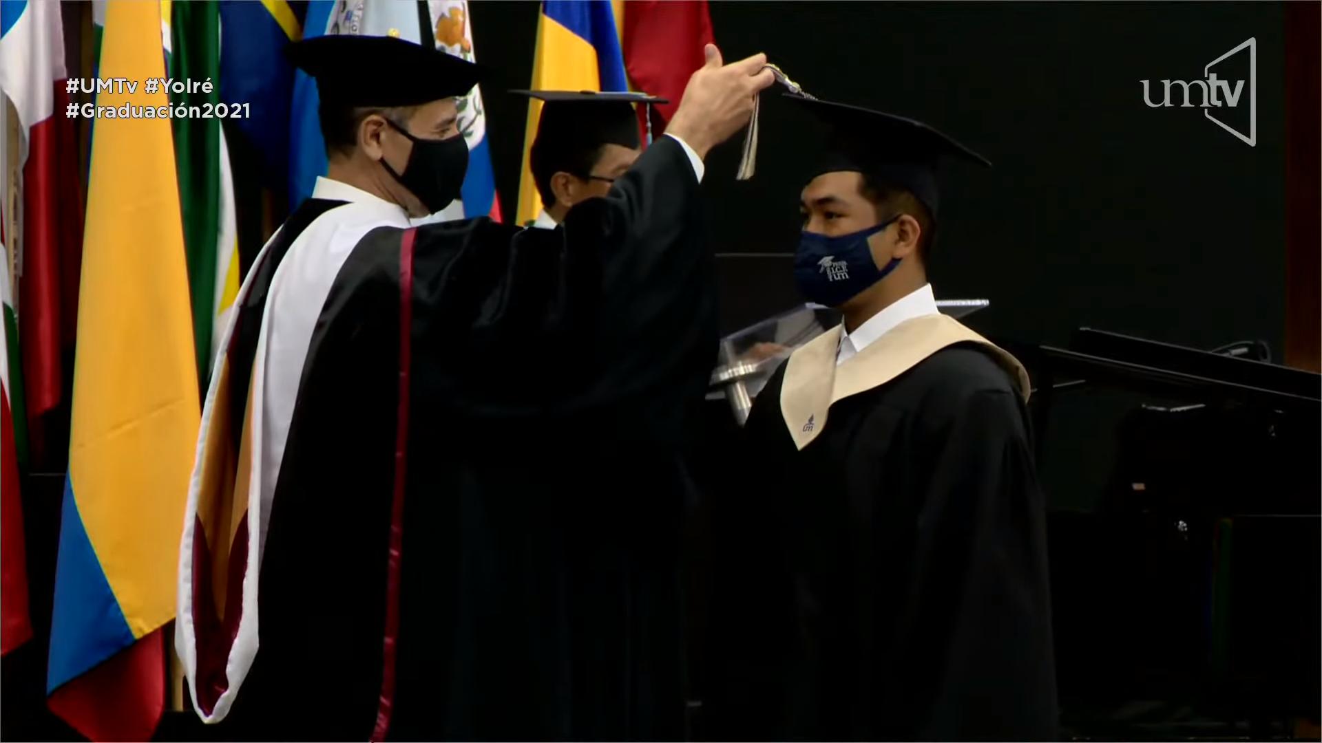 Celebra Escuela Preparatoria emotiva graduación presencial