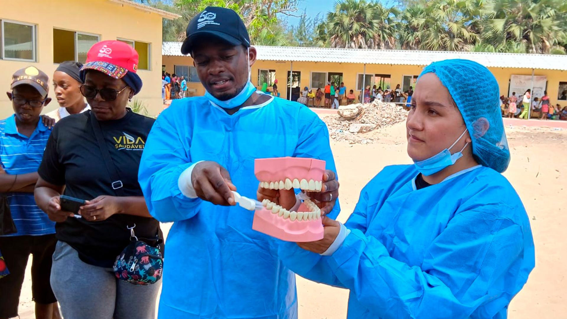 Portada de Formados para servir, donde Dios los necesita