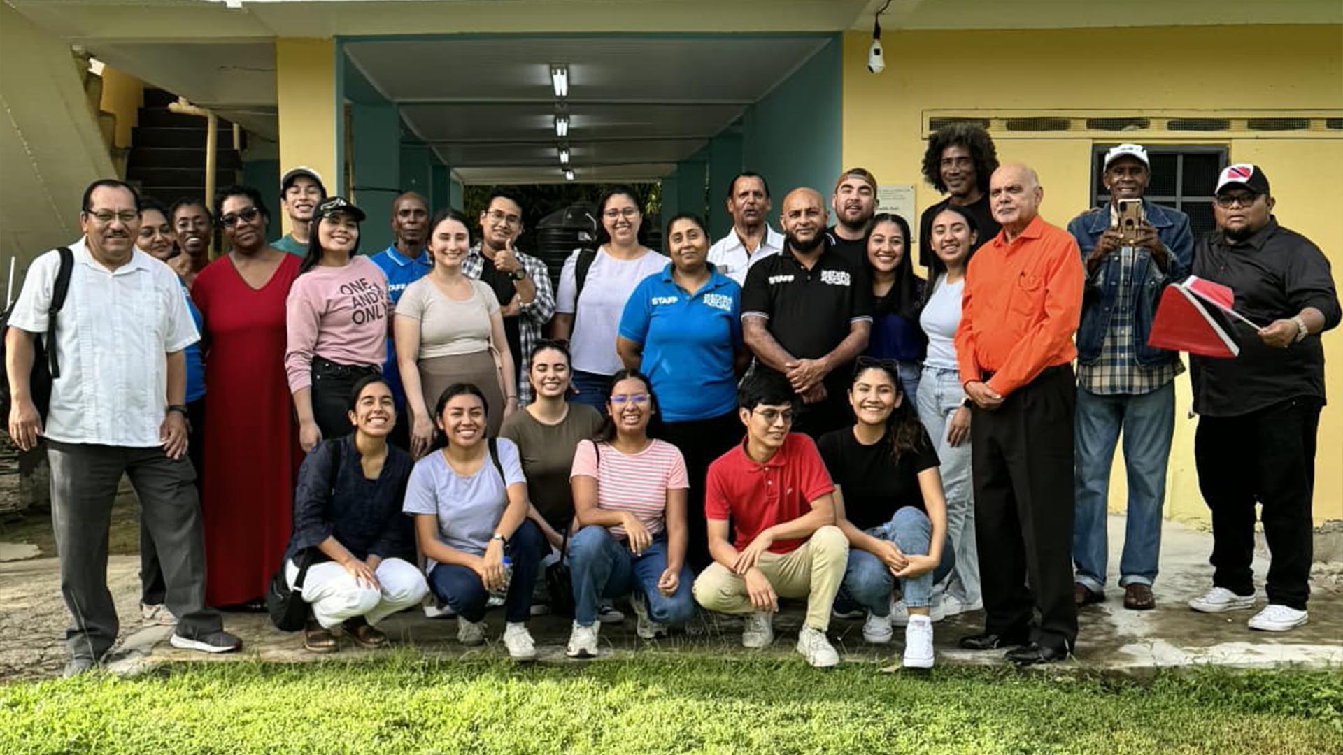 Gabriel en su viaje misionero en Trinidad y Tobago, en diciembre 2024. Fotografía cortesía de Gabriel Rivera.
