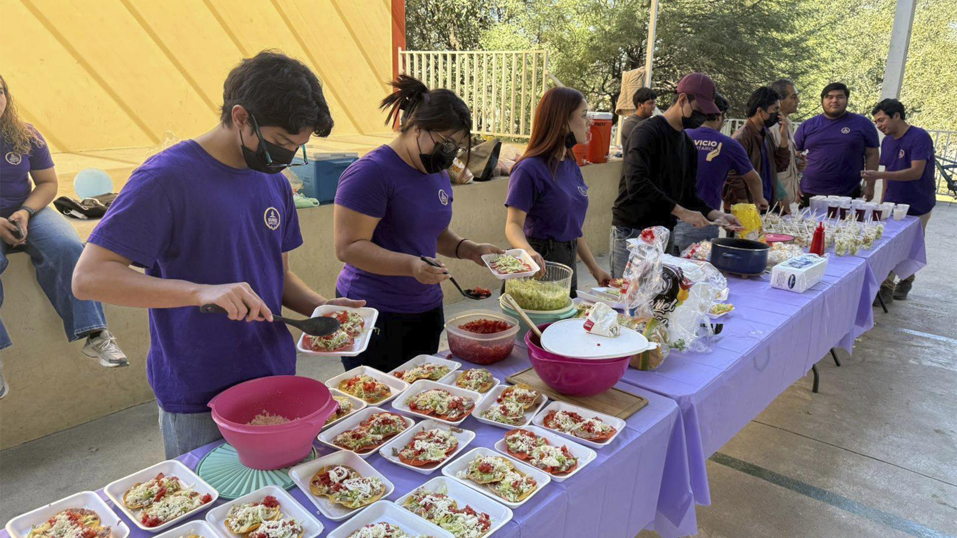 Alumnos se involucran en distintas actividades escolares. Fotografía cortesía de UPS.