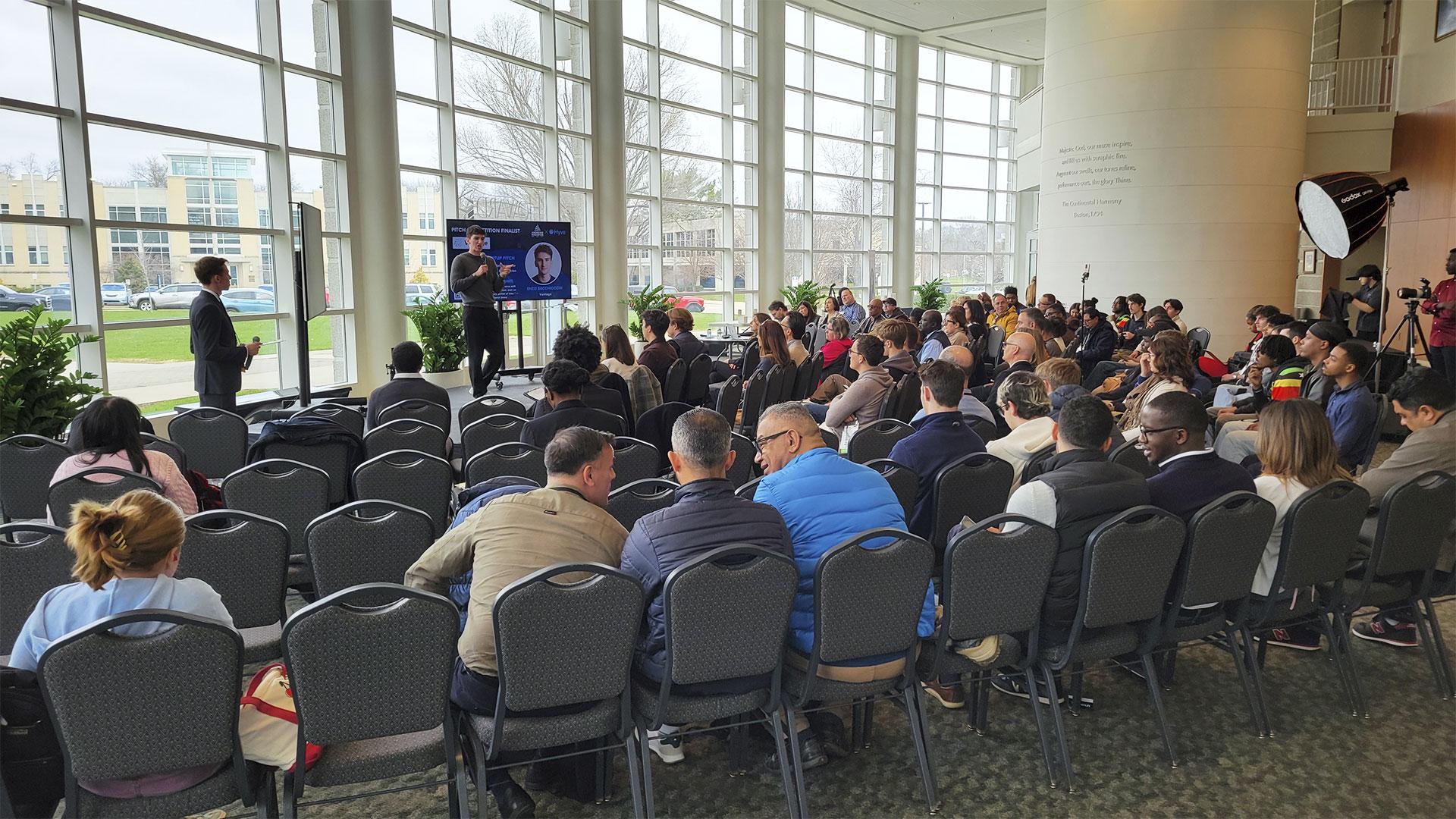 Universidades adventistas crean red global de innovación y la UM forma parte