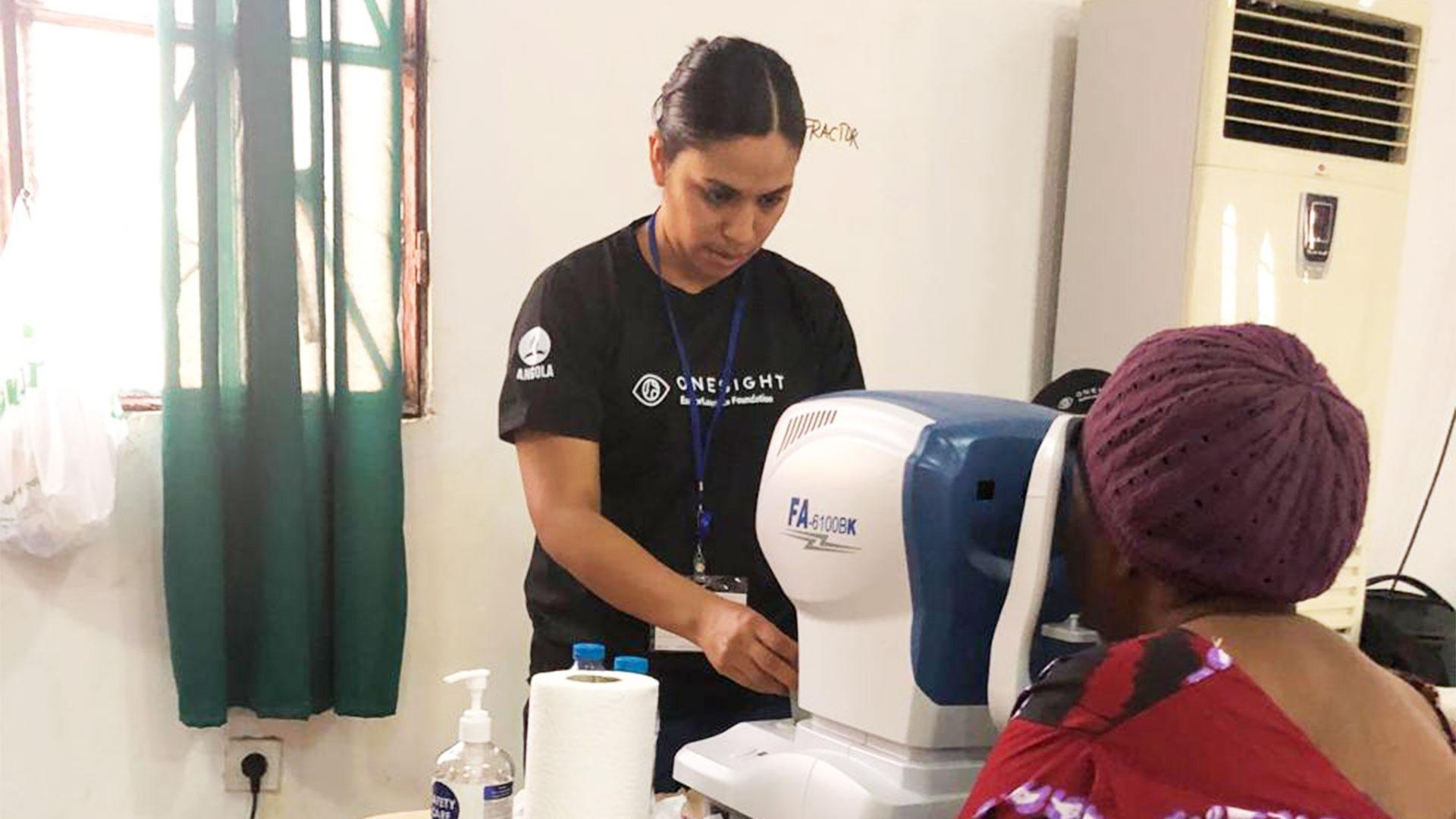 Primera campaña de optometría en colaboración con OneSight, una organización dedicada a la salud visual, en septiembre de 2024.&nbsp;Fotografía cortesía de Maydi Díaz.