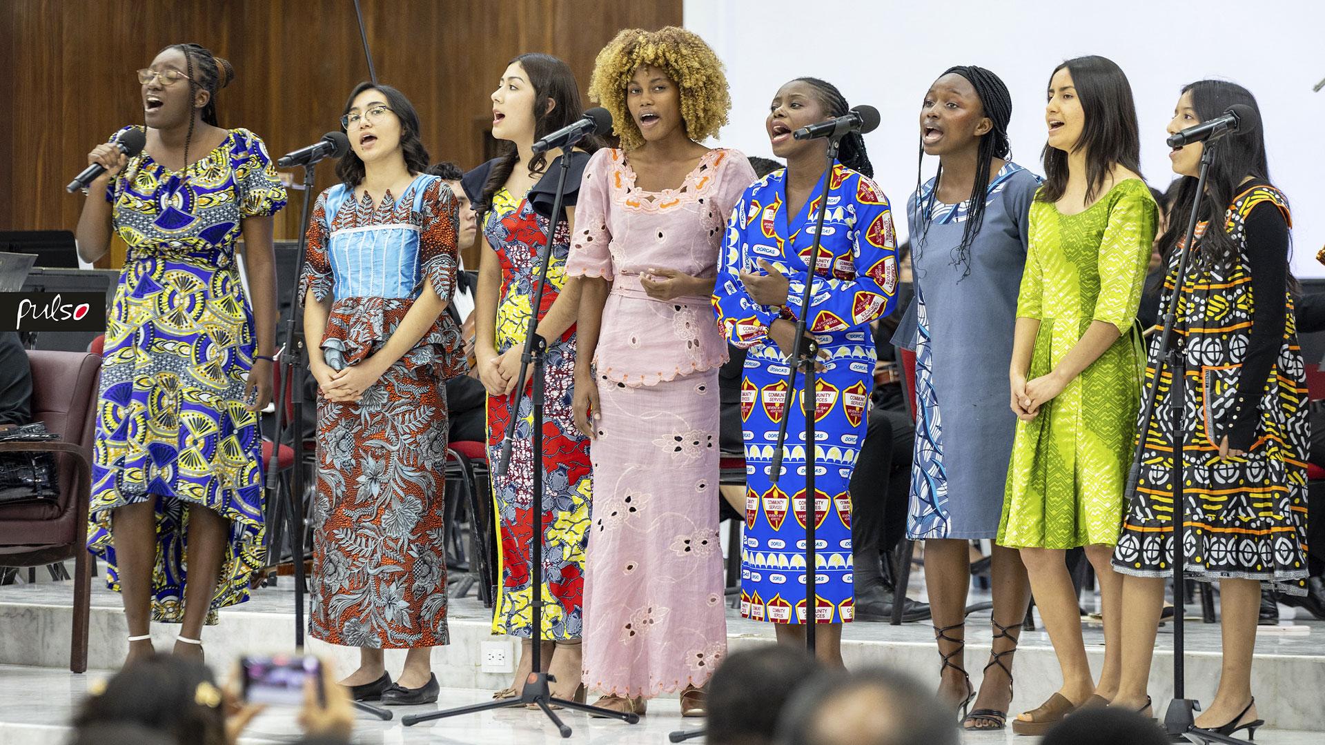 Concierto del gurpo "Voces de Loor" en la Iglesia Universitaria UM - noviembre 2025. Fotografías por: Universidad de Montemorelos / Ceila García.