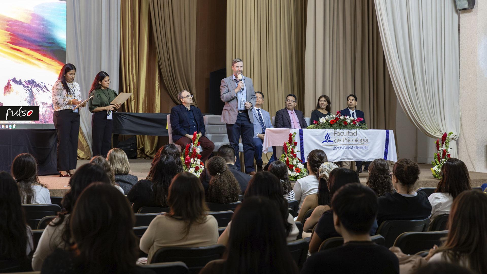 Estudiantes de Psicología de la región noreste analizan el trauma en la UM